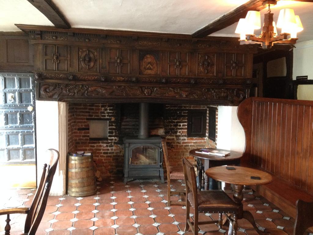 The Abbots Fireside - Channel Tunnel Elham 外观 照片