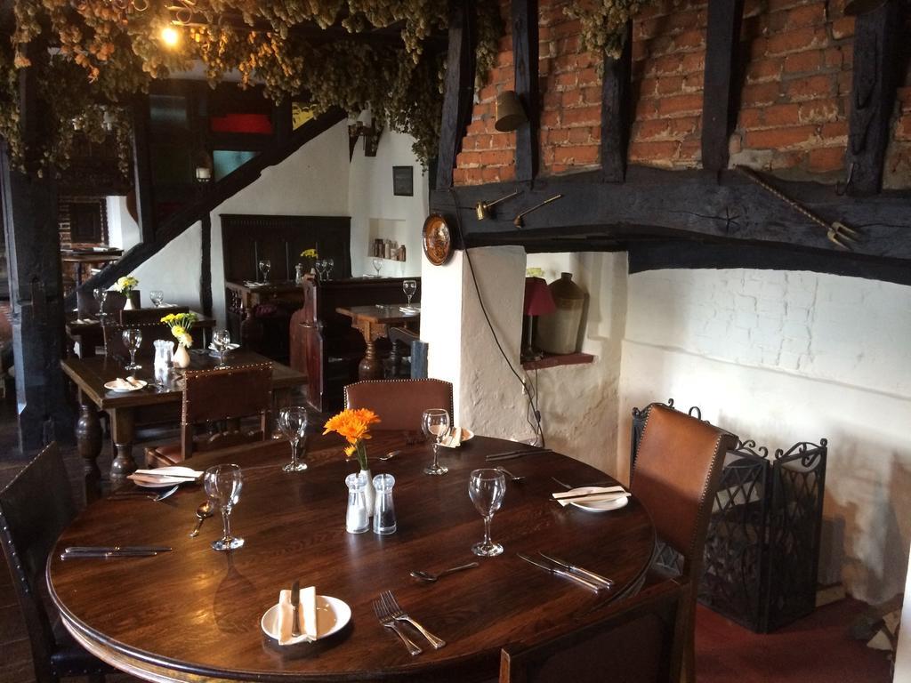 The Abbots Fireside - Channel Tunnel Elham 外观 照片