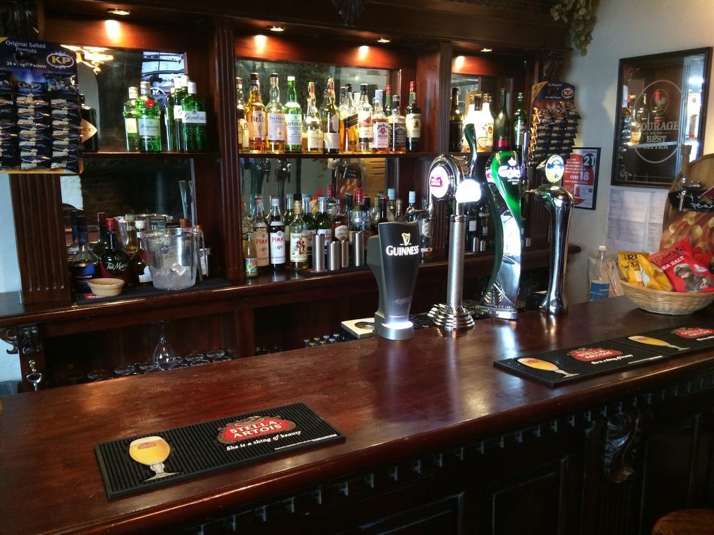 The Abbots Fireside - Channel Tunnel Elham 外观 照片