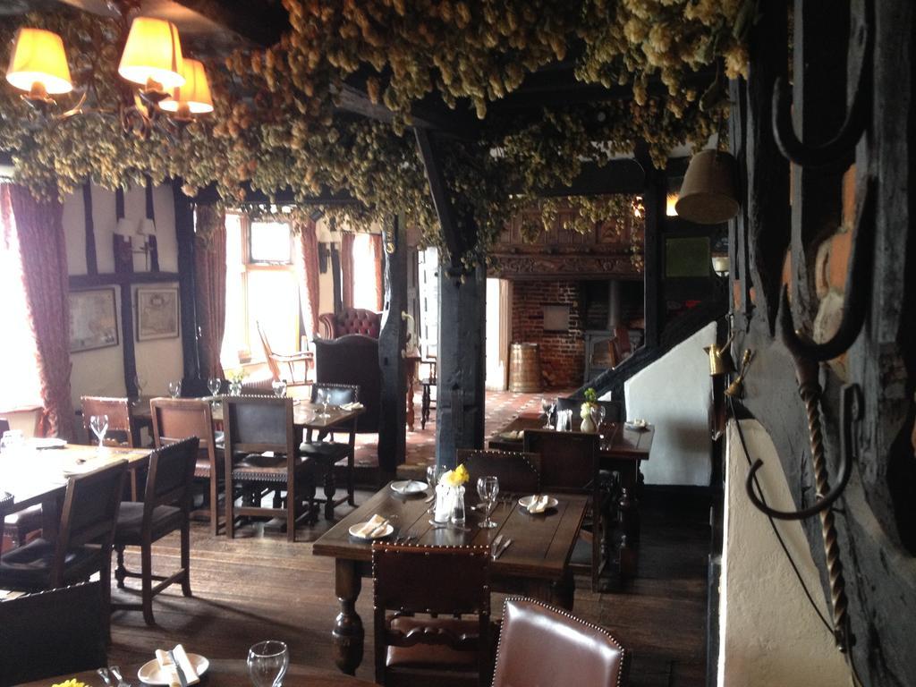 The Abbots Fireside - Channel Tunnel Elham 外观 照片